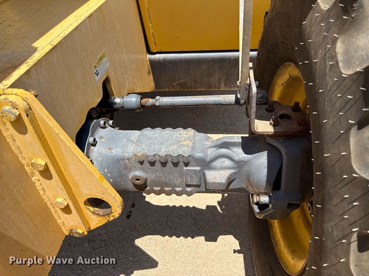 image for item ED5782 Gehl DL-10H55 telehandler