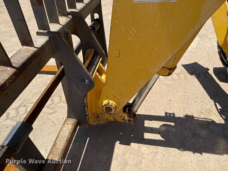 image for item ED5782 Gehl DL-10H55 telehandler