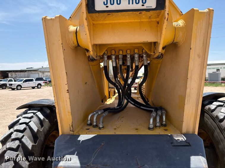 image for item ED5782 Gehl DL-10H55 telehandler