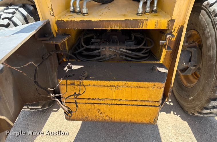 image for item ED5782 Gehl DL-10H55 telehandler