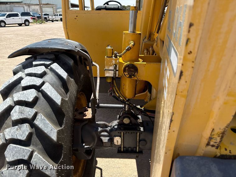 image for item ED5782 Gehl DL-10H55 telehandler