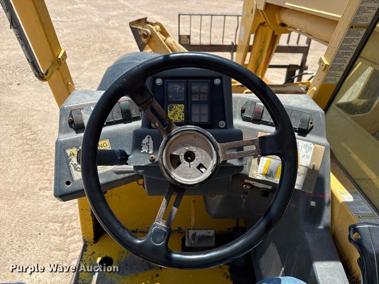 image for item ED5782 Gehl DL-10H55 telehandler