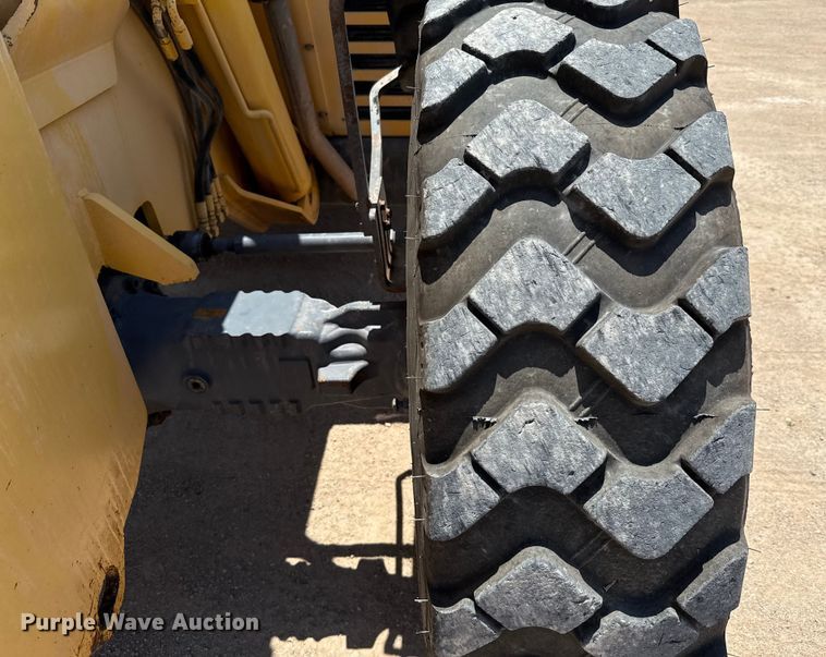 image for item ED5782 Gehl DL-10H55 telehandler