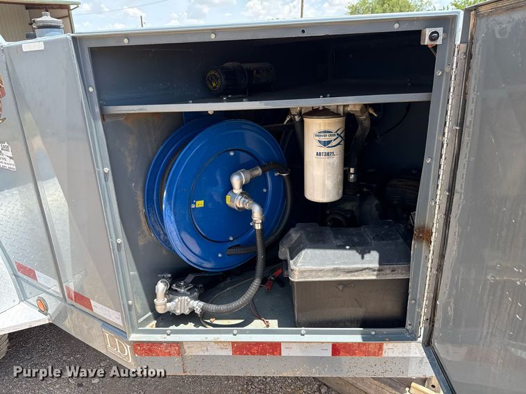 image for item ED5783 2014 LDJ Manufacturing Inc ADT750-D fuel trailer