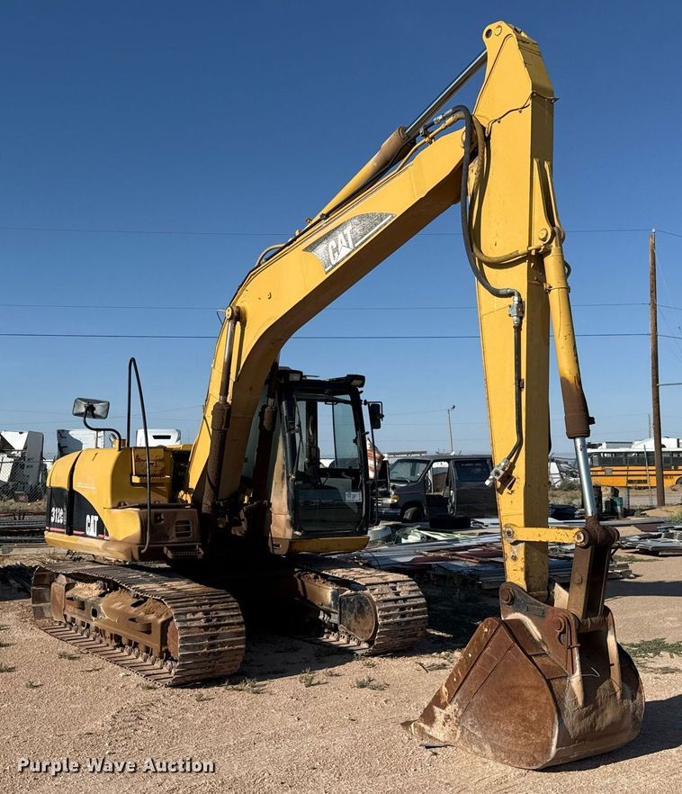 image for item ED5784 2002 Caterpillar 312C L excavator