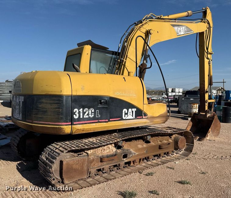 image for item ED5784 2002 Caterpillar 312C L excavator