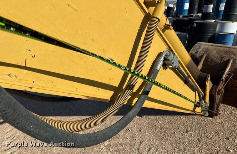 image for item ED5784 2002 Caterpillar 312C L excavator