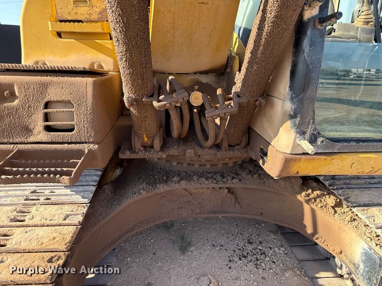 image for item ED5784 2002 Caterpillar 312C L excavator