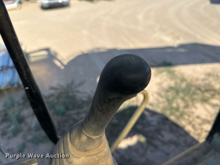 image for item ED5784 2002 Caterpillar 312C L excavator