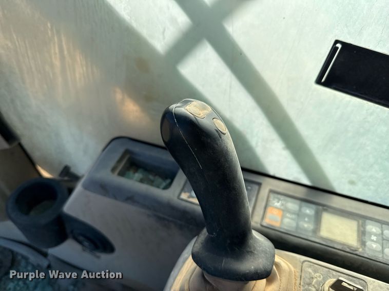 image for item ED5784 2002 Caterpillar 312C L excavator