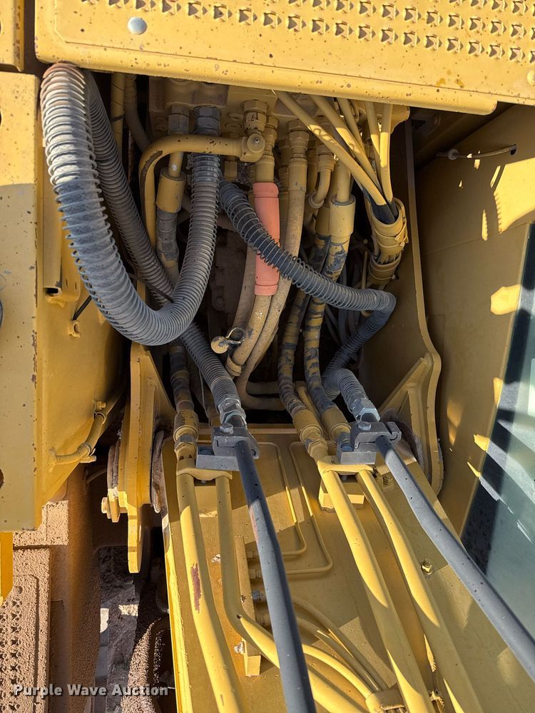 image for item ED5784 2002 Caterpillar 312C L excavator