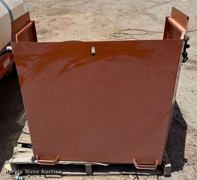 image for item ED5785 2011 Broce KR350 broom