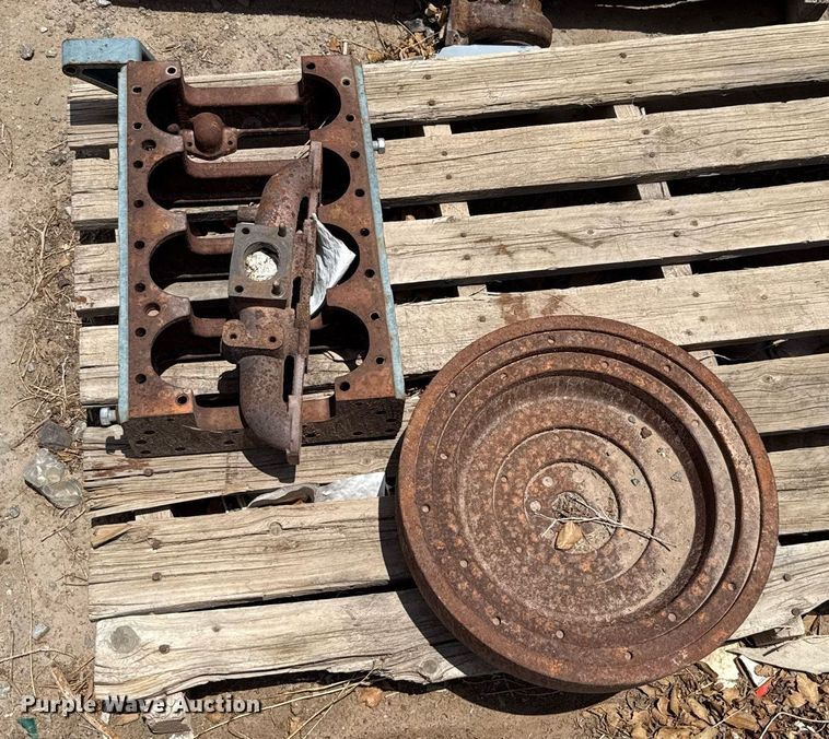 image for item ED5785 2011 Broce KR350 broom