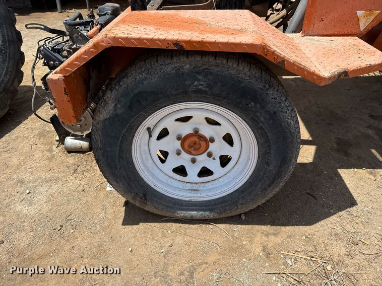 image for item ED5785 2011 Broce KR350 broom