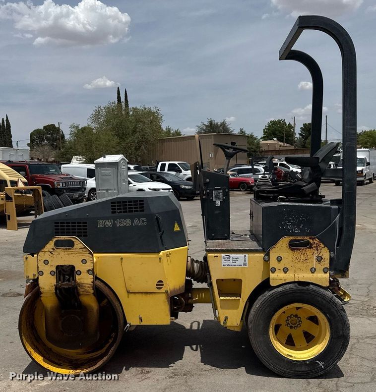 image for item ED5786 2007 Bomag BW 138 AC 