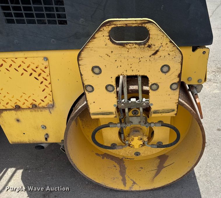 image for item ED5786 2007 Bomag BW 138 AC 