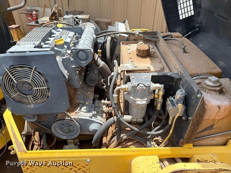 image for item ED5786 2007 Bomag BW 138 AC 