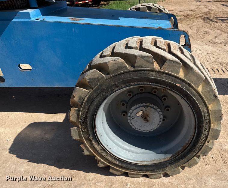 image for item ED5789 2012 Genie S-80X boom lift