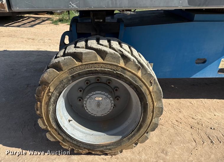 image for item ED5789 2012 Genie S-80X boom lift