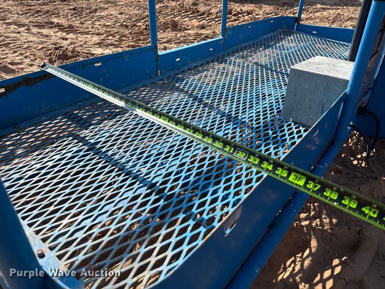 image for item ED5790 2007 Genie S-65  boom lift