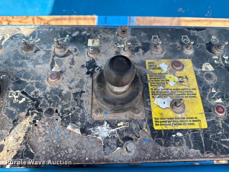 image for item ED5790 2007 Genie S-65  boom lift