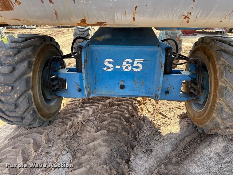 image for item ED5790 2007 Genie S-65  boom lift