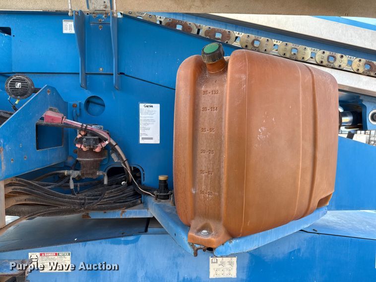 image for item ED5790 2007 Genie S-65  boom lift