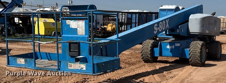 image for item ED5791 2010 Genie S-80X boom lift