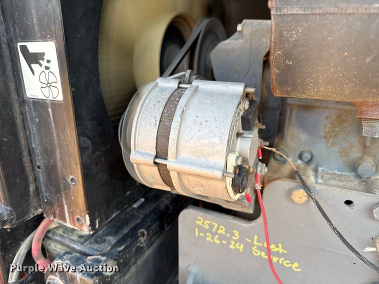 image for item ED5792 2003 JLG 600AJ boom lift