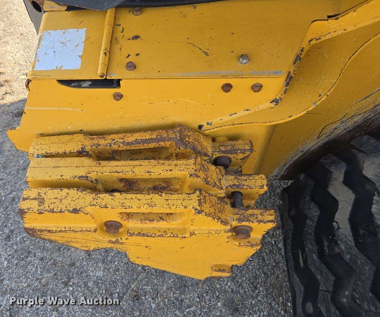 image for item EE0061 2018 John Deere 333G tracked skid steer loader