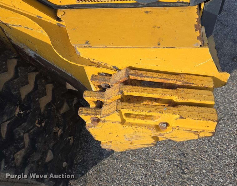 image for item EE0061 2018 John Deere 333G tracked skid steer loader