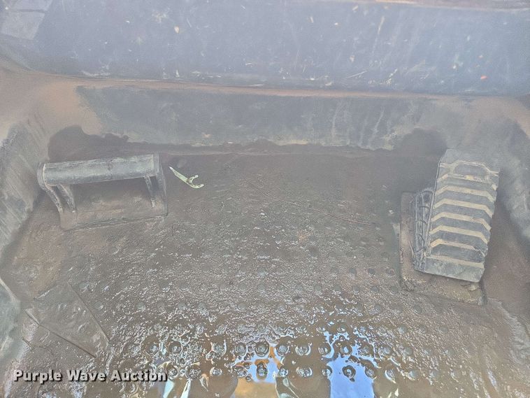 image for item EE0061 2018 John Deere 333G tracked skid steer loader