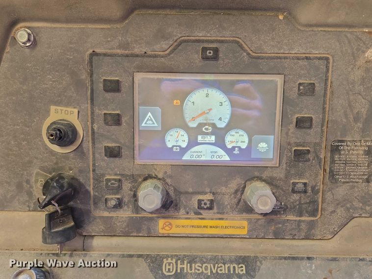 image for item EF1583 Husqvarna FS 7000 D concrete saw