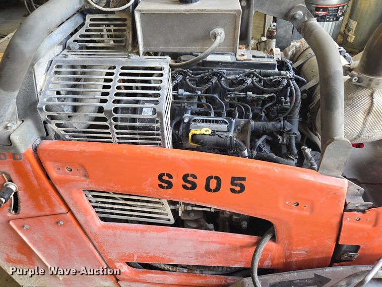 image for item EF1583 Husqvarna FS 7000 D concrete saw