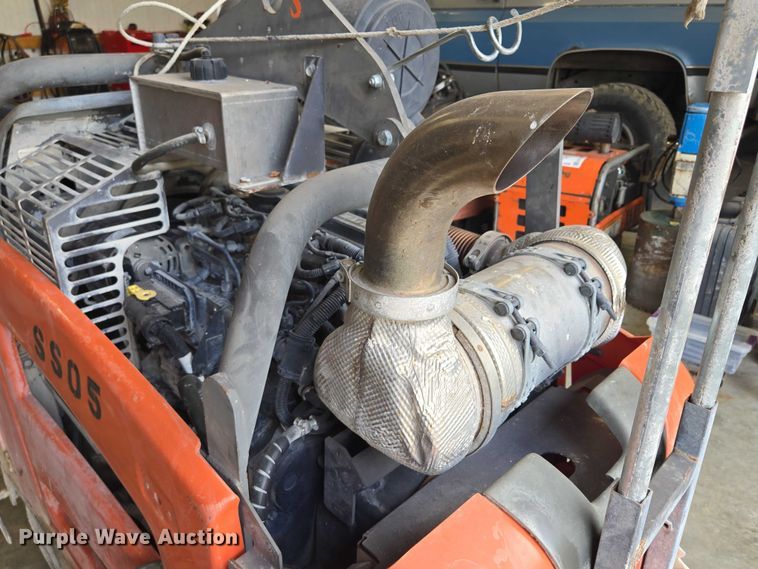 image for item EF1583 Husqvarna FS 7000 D concrete saw