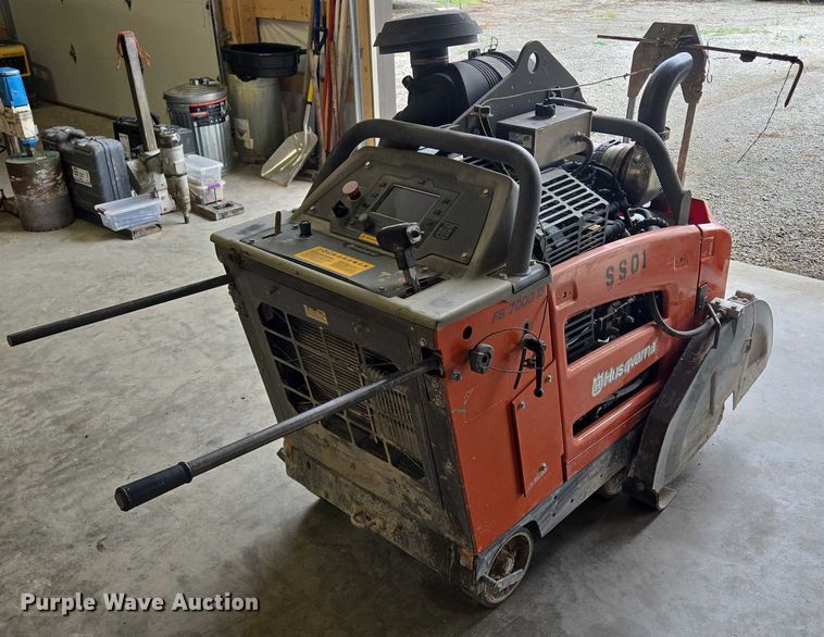 image for item EF1585 Husqvarna FS 7000 D concrete saw