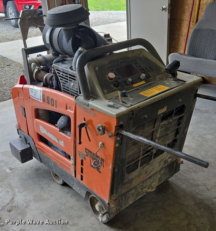 image for item EF1585 Husqvarna FS 7000 D concrete saw