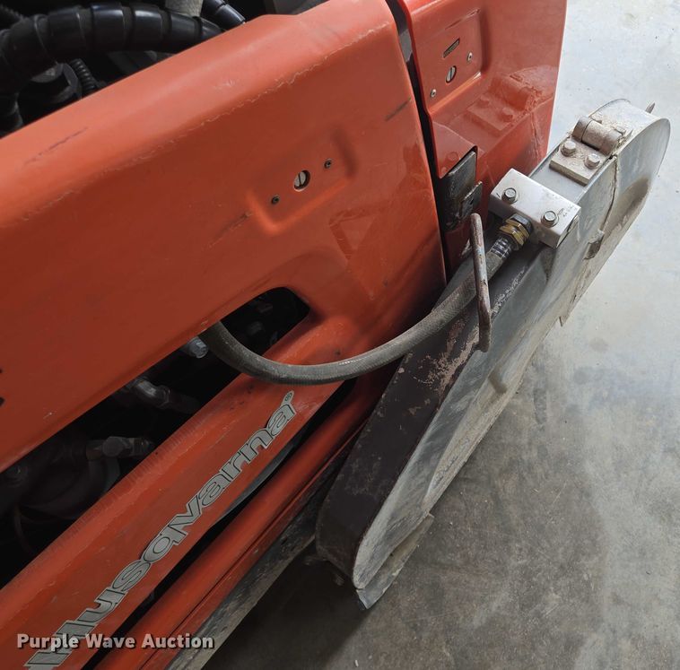 image for item EF1585 Husqvarna FS 7000 D concrete saw