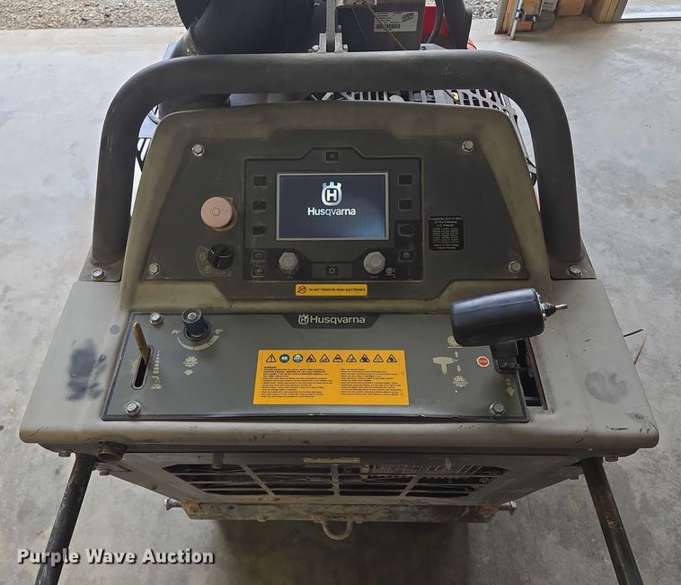 image for item EF1585 Husqvarna FS 7000 D concrete saw