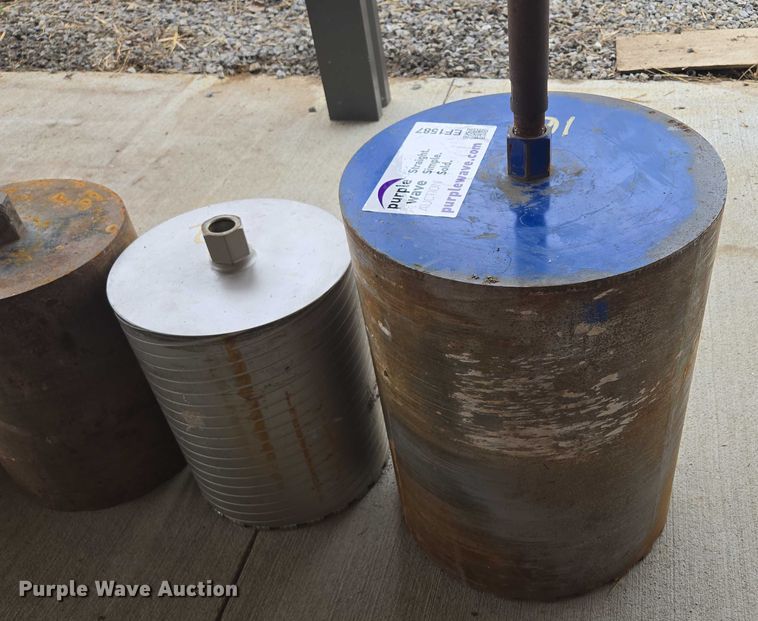 image for item EF1587 (22) core drills bits