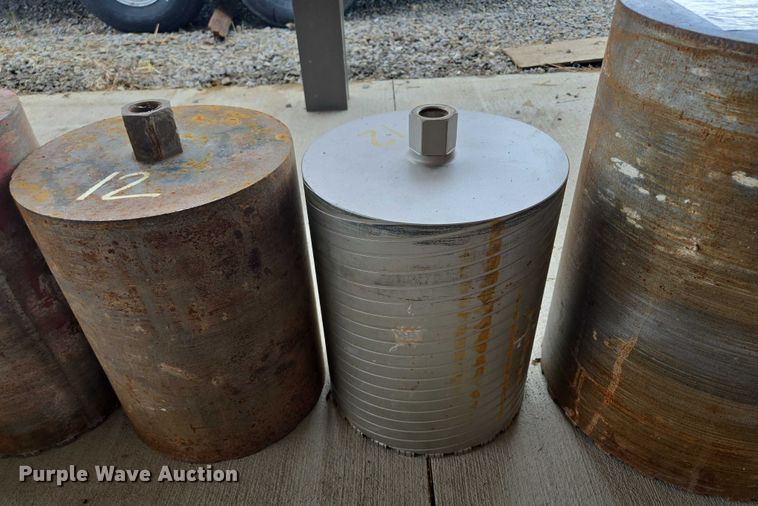 image for item EF1587 (22) core drills bits