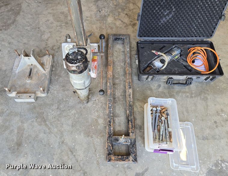 image for item EF1589 Concrete drills 