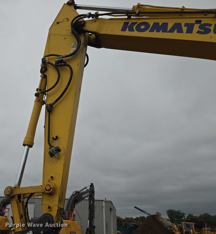 image for item EF1599 2016 Komatsu PC360LC-11 excavator