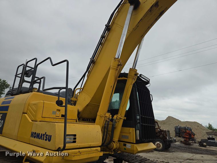 image for item EF1599 2016 Komatsu PC360LC-11 excavator