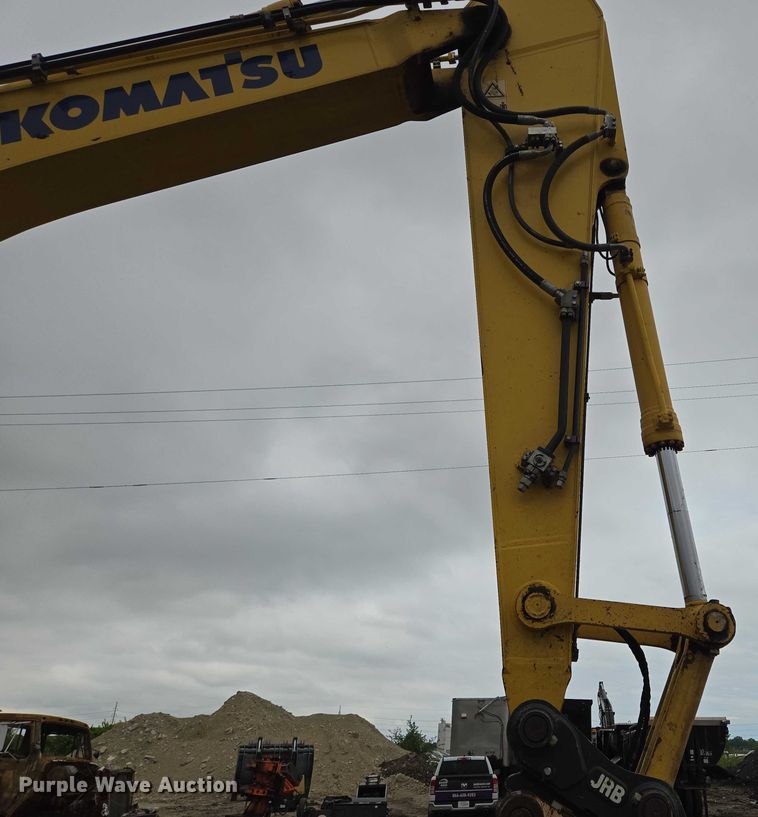 image for item EF1599 2016 Komatsu PC360LC-11 excavator