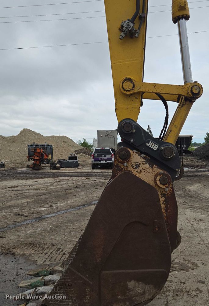 image for item EF1599 2016 Komatsu PC360LC-11 excavator