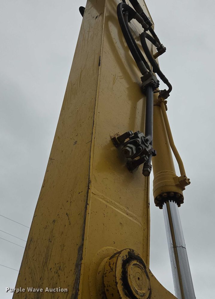 image for item EF1599 2016 Komatsu PC360LC-11 excavator