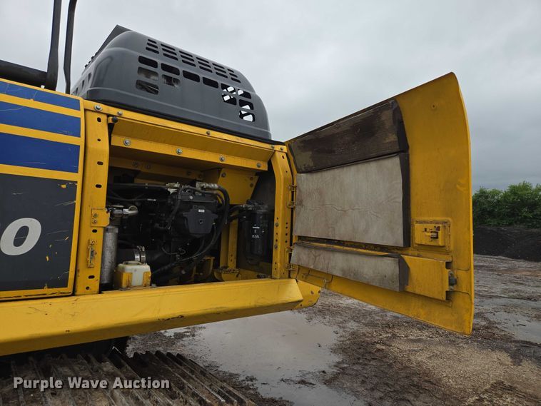 image for item EF1599 2016 Komatsu PC360LC-11 excavator