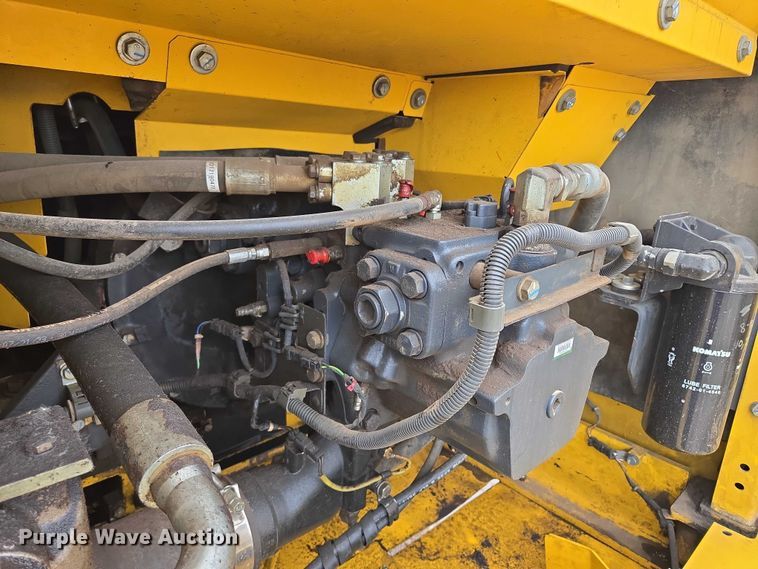 image for item EF1599 2016 Komatsu PC360LC-11 excavator