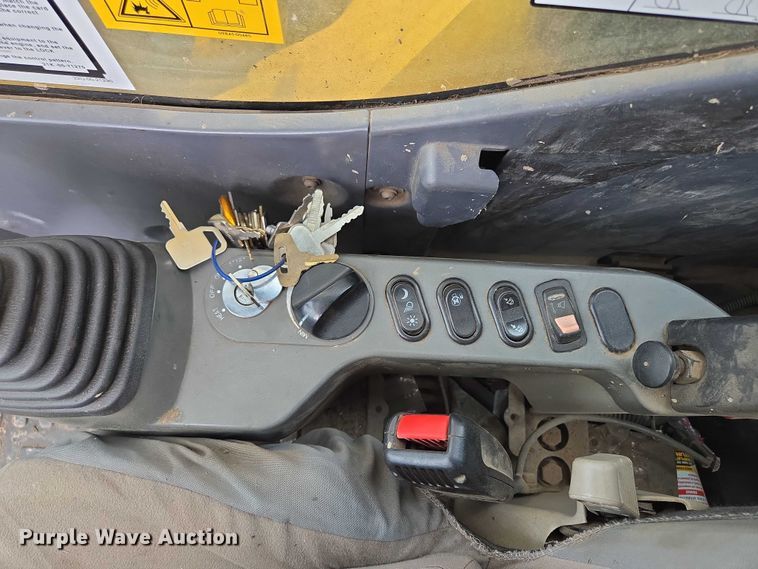 image for item EF1599 2016 Komatsu PC360LC-11 excavator